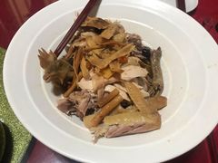 -东馆和天下特色餐饮(工农店)