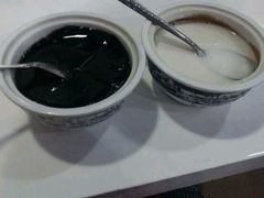 原味，椰汁龟苓膏-梧州双钱龟苓膏(丽港航母店)