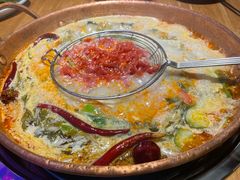 -洱火云南酸菜牛肉火锅(石景山当代商城店)