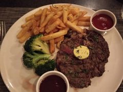 -WOLFGANG PUCK KITCHEN & BAR(迪士尼小镇店)