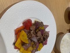 -渝信川菜 · 川味家常菜(财富购物中心店)