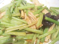 -皇城根·烤鸭·鱼头·家常菜(欧亚大观乐活城店)