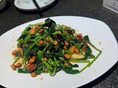 -靠山屯东北农家菜(八龙桥雅苑店)