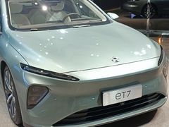 -蔚来中心(北京中关村店)