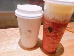 芝芝莓果-喜茶(上海正大广场店)