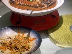 -卢大鲜鱼头捞饭(美利广场店)