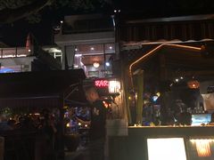 -城墙外BAR