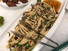 泉水芸丝-绿岛港轩海鲜烤肉涮锅自助餐厅