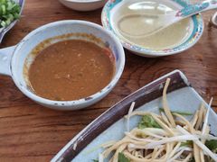 -毛辣果·贵州红酸汤牛肉火锅(西单店)
