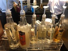 -星巴克臻选(莘庄仲盛店)