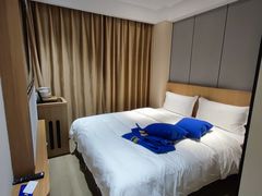 -速8精选酒店(北京三里屯团结湖地铁站店)