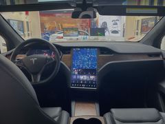 -TESLA 特斯拉(郑州正弘城体验店)