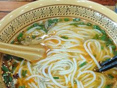 -正宗李家土鸡米线店