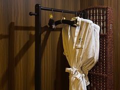 -莲泰式·中式·沐足·精油SPA采耳(天河店)