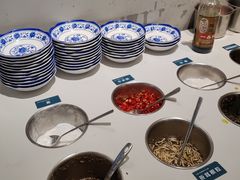 -王奋斗贵州酸汤牛肉火锅