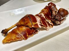 香酥樟茶鸭-渝信川菜(华盛店)