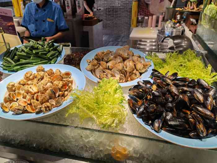 玛莎拉自助餐厅(国贸店)-"[薄荷]环境:在国贸5楼露天广场,有室.