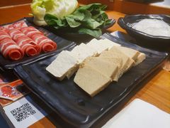 -呷哺呷哺(万达新世界店)