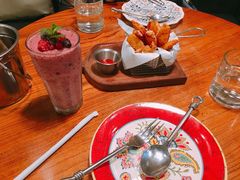 -I HOLIC艾豪丽披萨(KKone店)