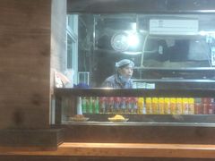 -亮亮面馆(经六路店)