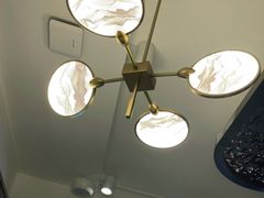 -辣盆盆麻辣小龙虾(哈尔滨总店)