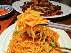 -肆海小川菜酒馆Wine Bistro (青年路店)