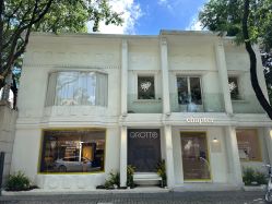 -SALON DE VANHADA