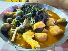 田螺鸭脚煲-老表记广西宵夜螺蛳鸭脚煲(东盟店)