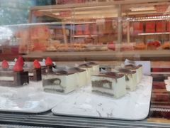 -缇纳甜妮·西餐·甜点(商字店)