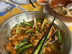 -鲤鱼塘农家山庄