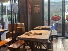 -老街烧烤大排档·地道湖北菜·龙虾馆(汉口火车站店)