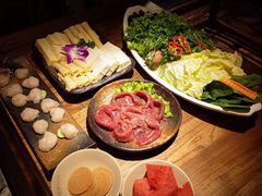 -老牌坊云南鱼豆花火锅(爱建店)