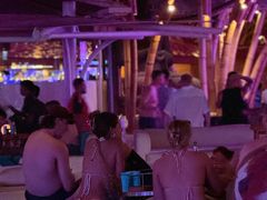 -FINNS Beach Club