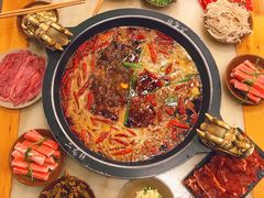 -黄潇洒老火锅(九眼桥宏济巷店)