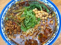 -中东大市场美食城