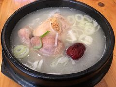 滋补参鸡汤-长寿参鸡汤(朝韩风情街店)