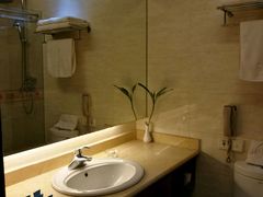 -兴芮温泉度假区