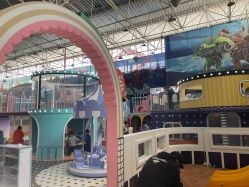 -爱丽丝奇幻乐园