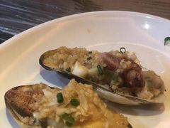 -覃记海鲜美食餐厅