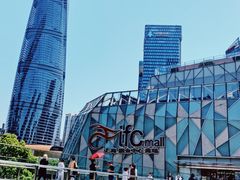 -陆家嘴空中步行连廊