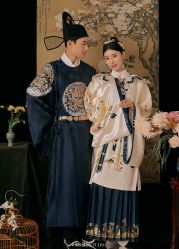 -卡米拉婚纱摄影工作室(金汇广场店)