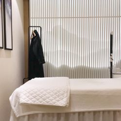 -一本X目奈子日式单根美睫专业店