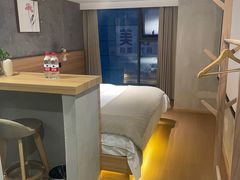 -闲隅江景艺术酒店(解放碑洪崖洞总店)