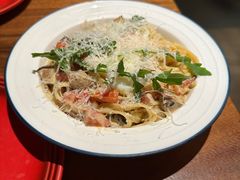 蘑菇培根温泉蛋长意面-幸邻食堂