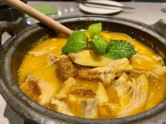 酸木瓜炖牛腩-半山腰·云南菜(侨福芳草地店)