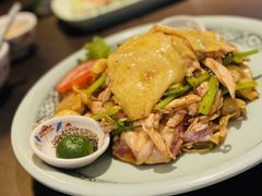 -大头虾越式风味餐厅(光明广场店)