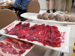 现切吊龙-为什么牛潮汕牛肉火锅(万胜广场店)
