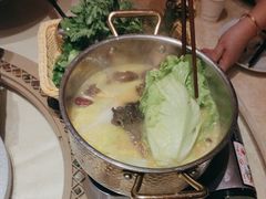 -荷花亭·湖北融合菜(中商广场店)