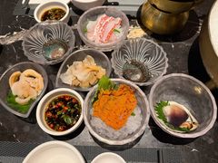 -半岛翡丽海鲜自助餐厅(观风亭店)