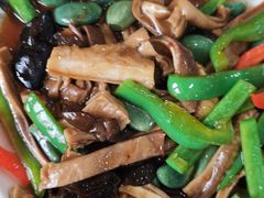 -李春秋驴肉火烧总店